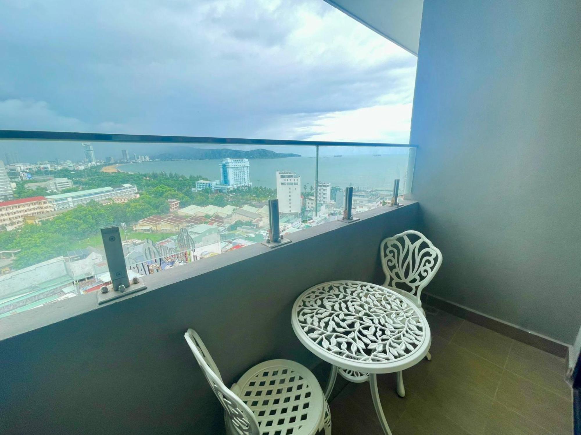 Flc Sea Tower Quy Nhon- Q House Codotel Εξωτερικό φωτογραφία